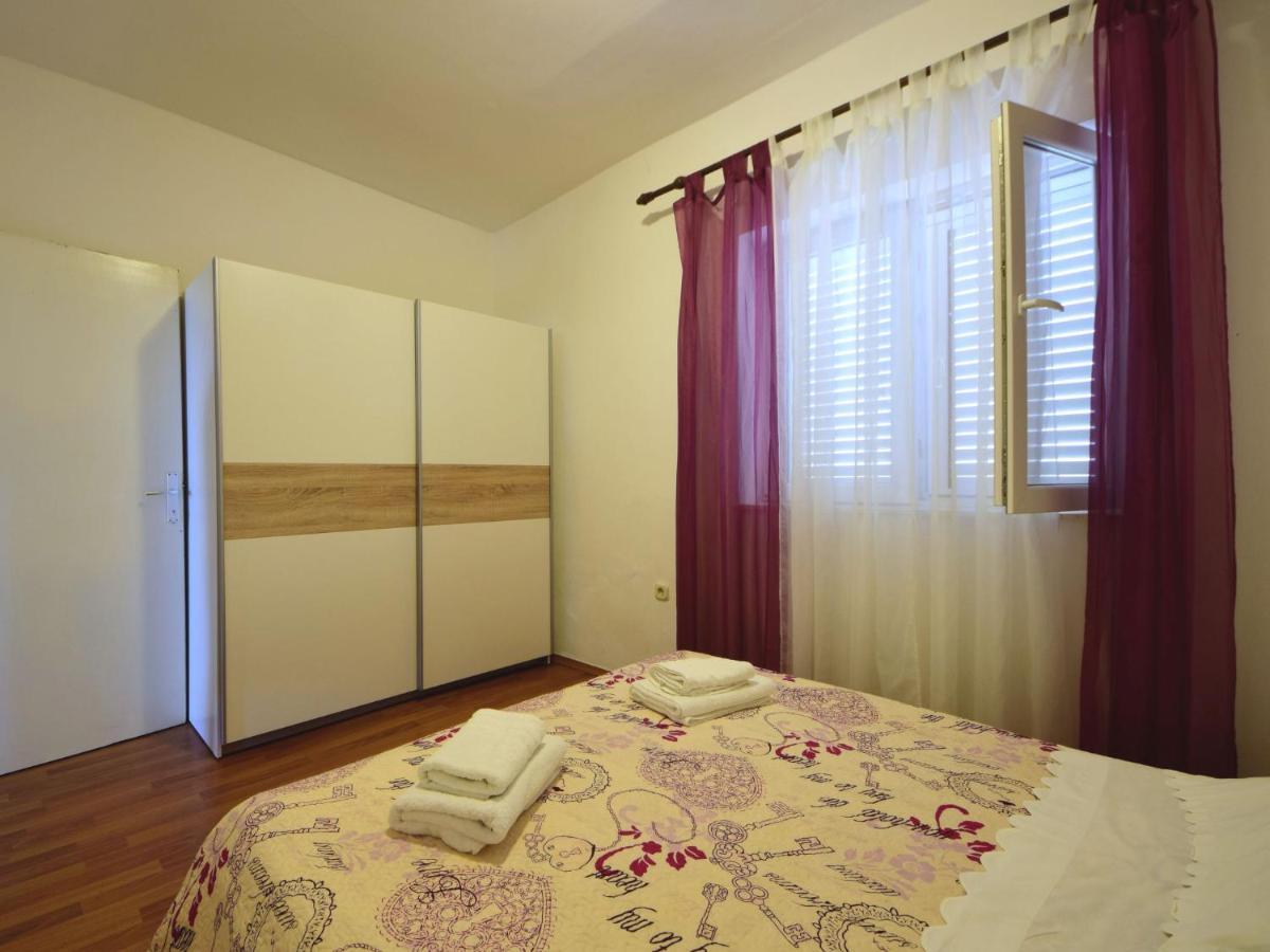 Apartment Katarina 2 - Sib155-1 By Interhome Бродарика Екстериор снимка
